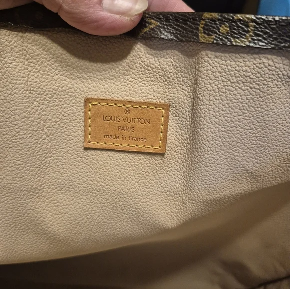 Louis Vuitton Brown Monogram Tote Bag - Picture 10 of 12